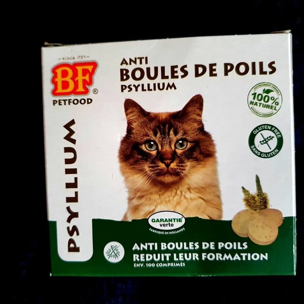 la box naturelle pour chat - friandises anti boules de poils de chez Biofood